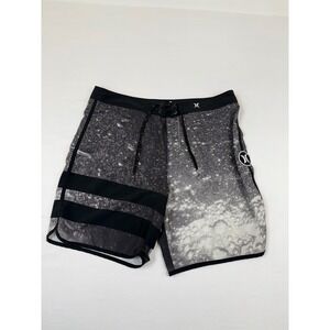 Hurley Phantom Mens Board Shorts Size‎ 36 Black White Galaxy Moon Print Striped